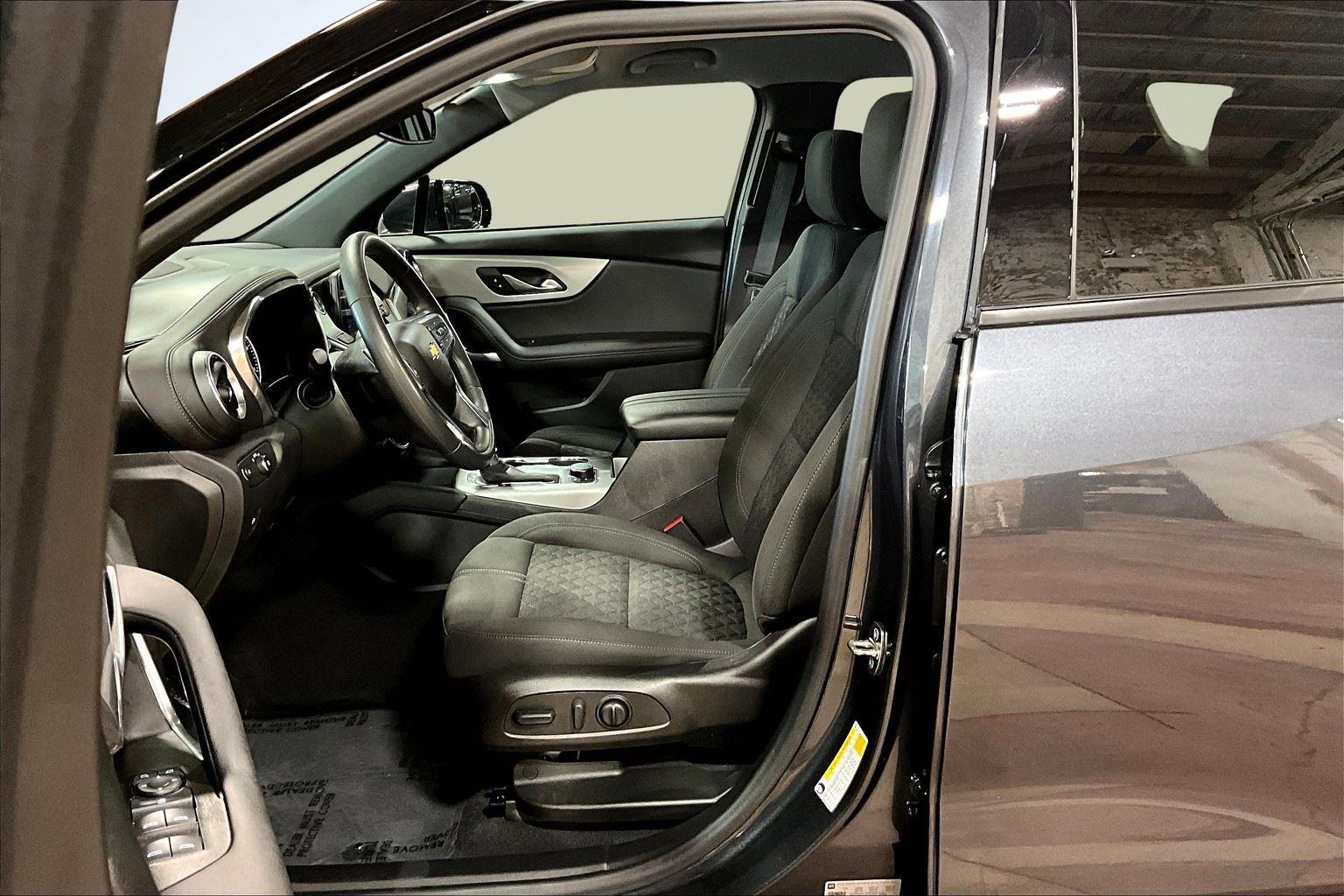 2022 Chevrolet Blazer 2LT photo 23
