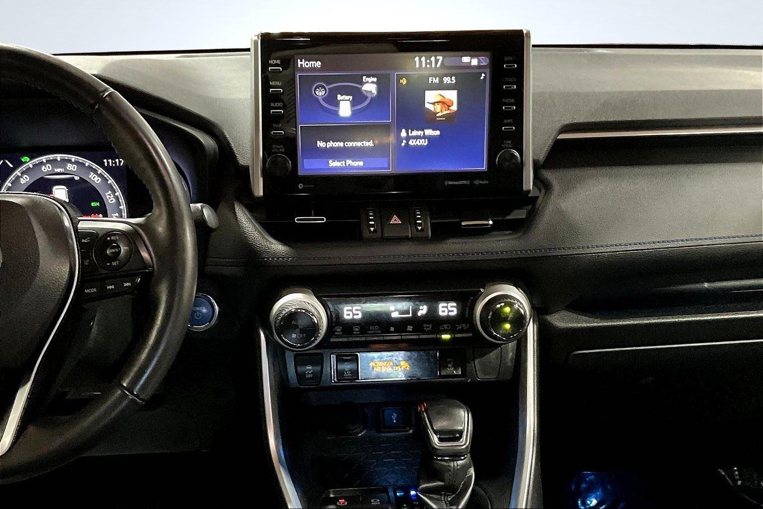 2022 Toyota RAV4 Hybrid XSE photo 3