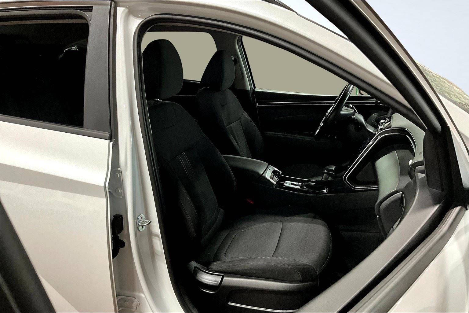 2022 Hyundai Tucson SEL Convenience photo 6