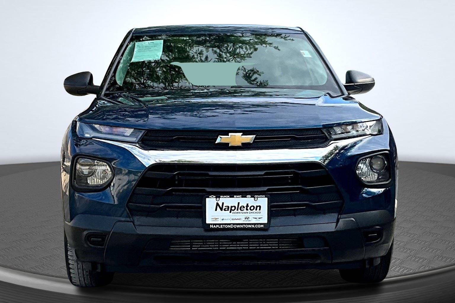 2021 Chevrolet Trailblazer LS photo 3