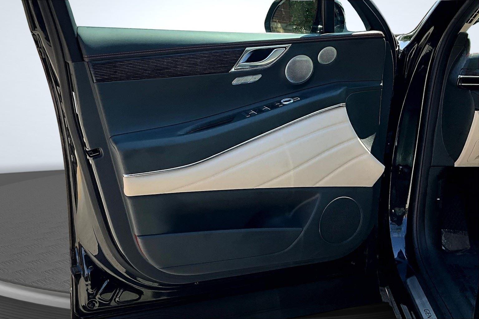 2025 Genesis GV80 Coupe 3.5T photo 22