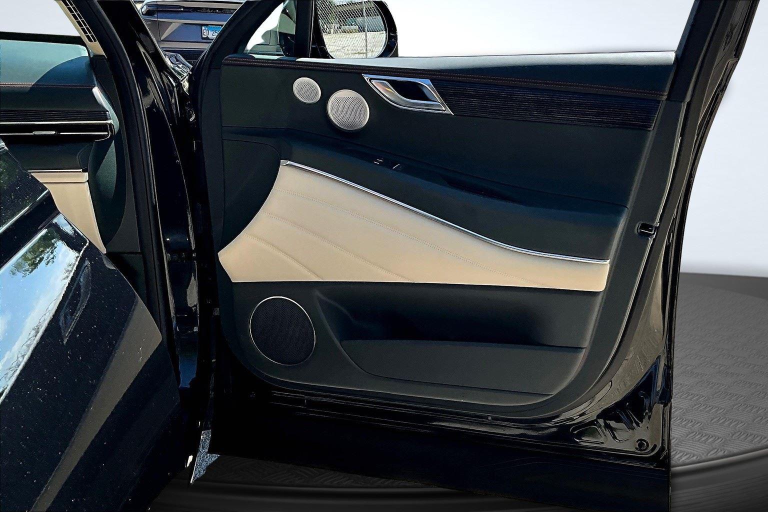 2025 Genesis GV80 Coupe 3.5T photo 23