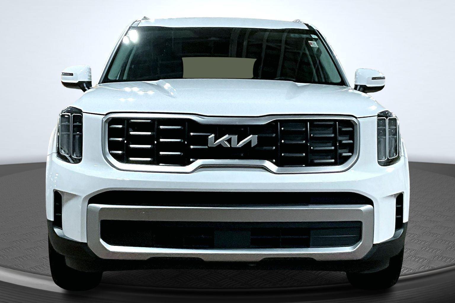 2023 Kia Telluride S photo 3