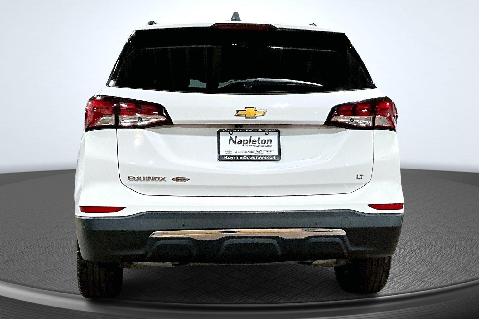 2023 Chevrolet Equinox LT photo 3