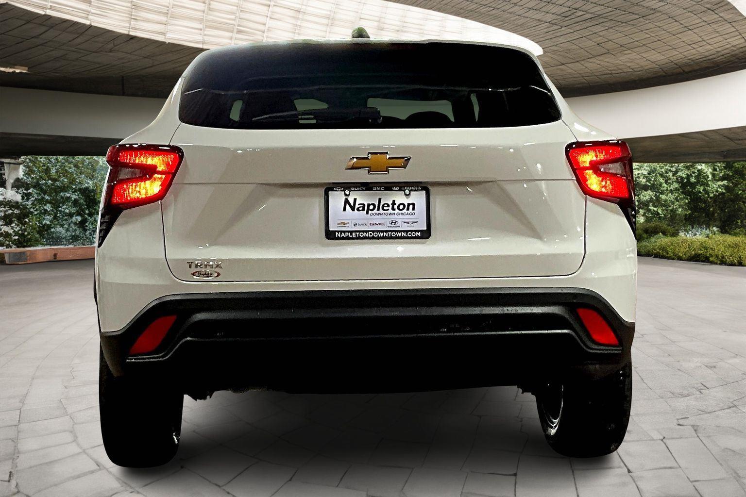 2026 Chevrolet Trax LS photo 4