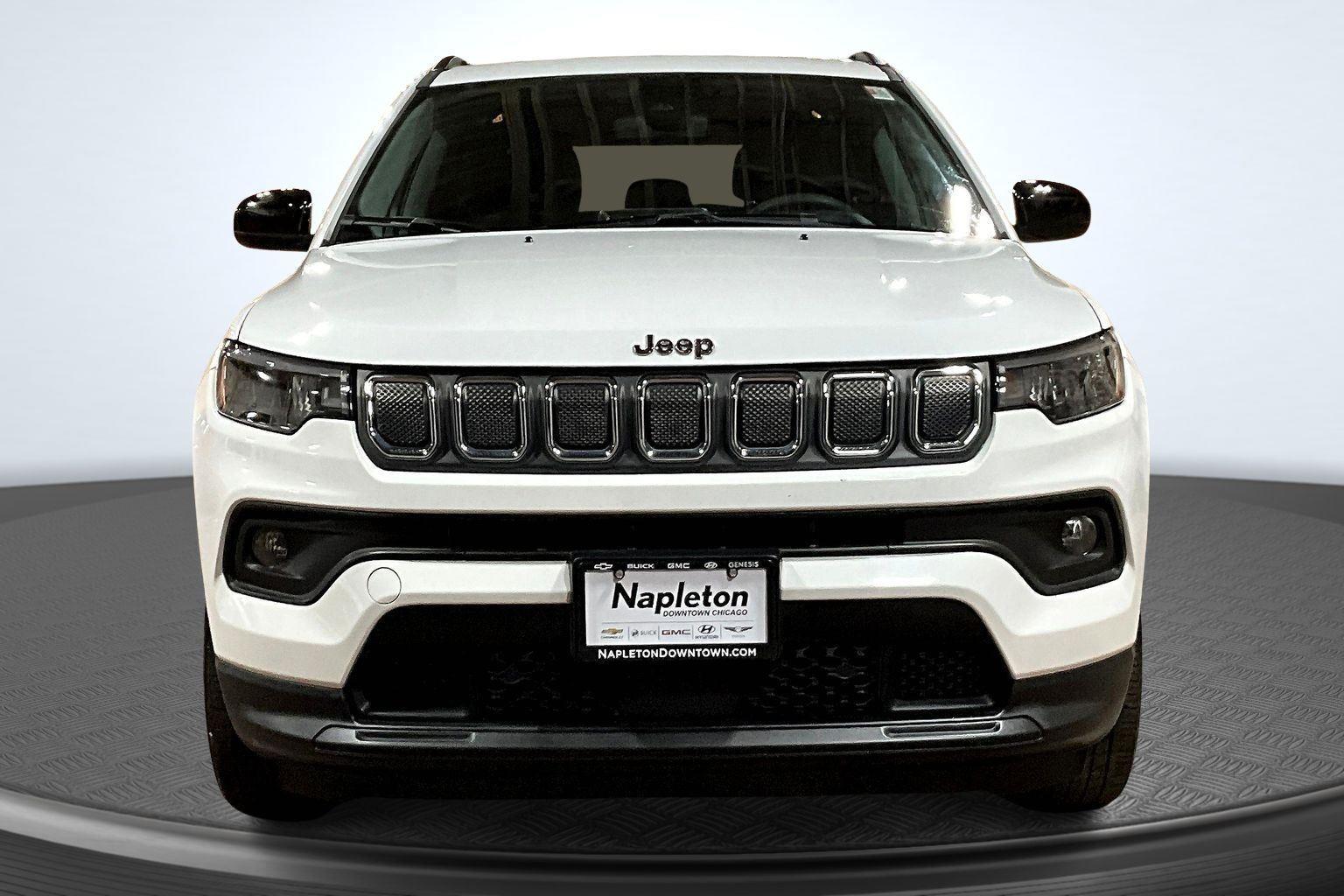 2022 Jeep Compass Latitude photo 3