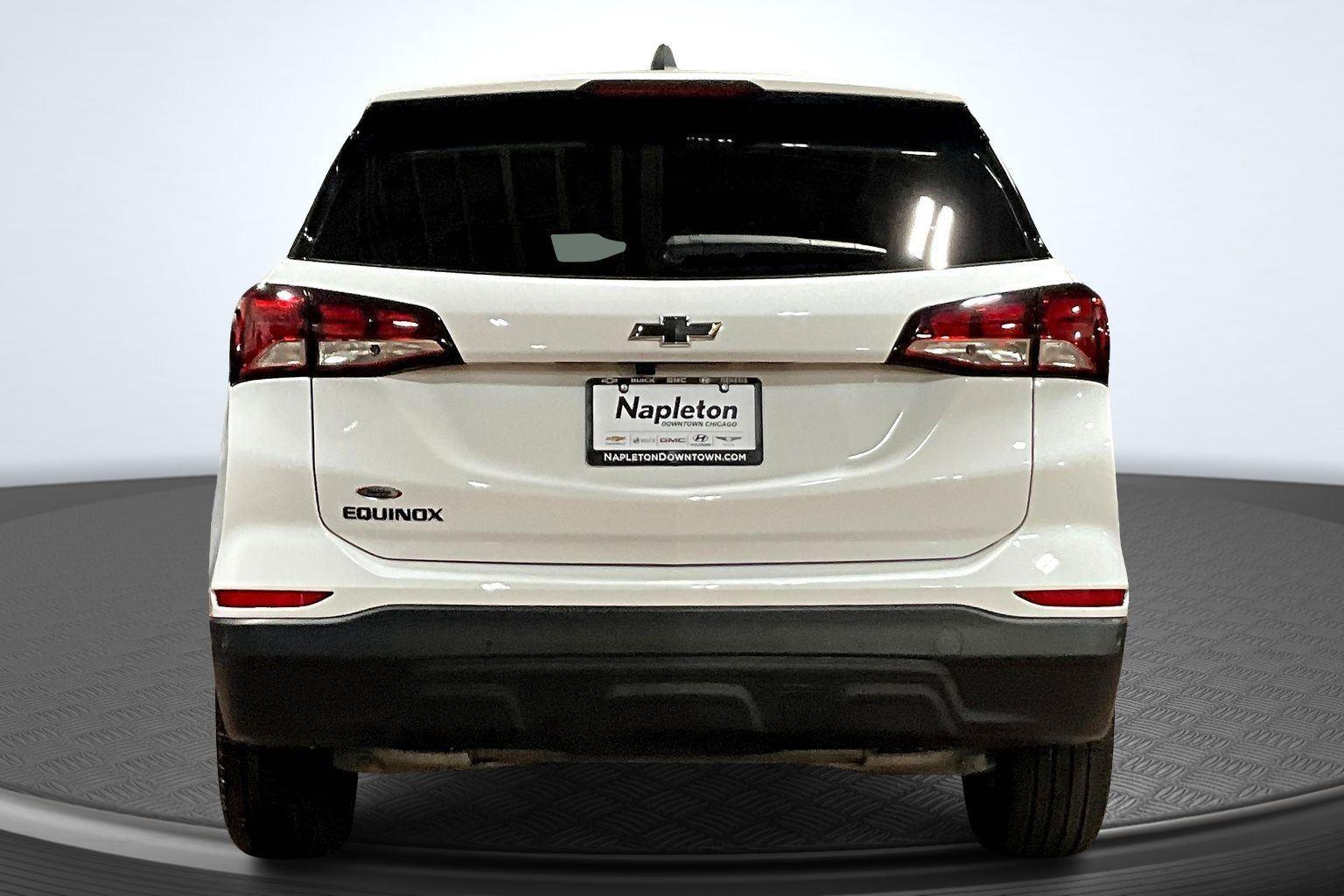 2024 Chevrolet Equinox LS photo 2