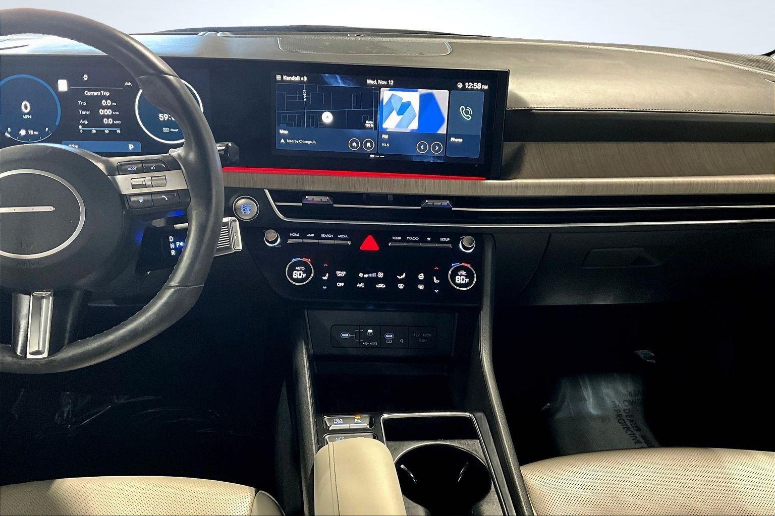 2024 Hyundai Sonata Hybrid Limited photo 3