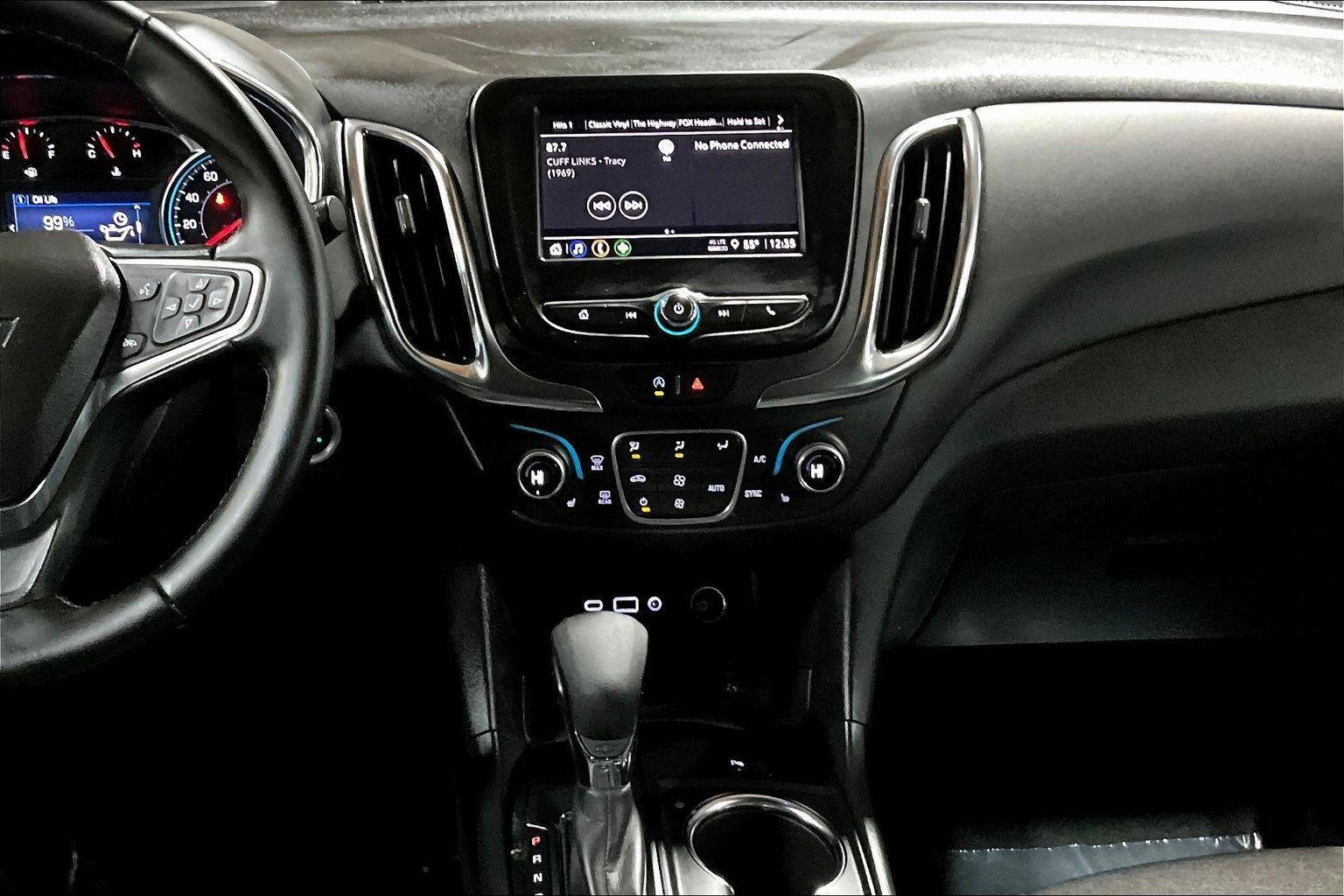 2024 Chevrolet Equinox LT photo 3