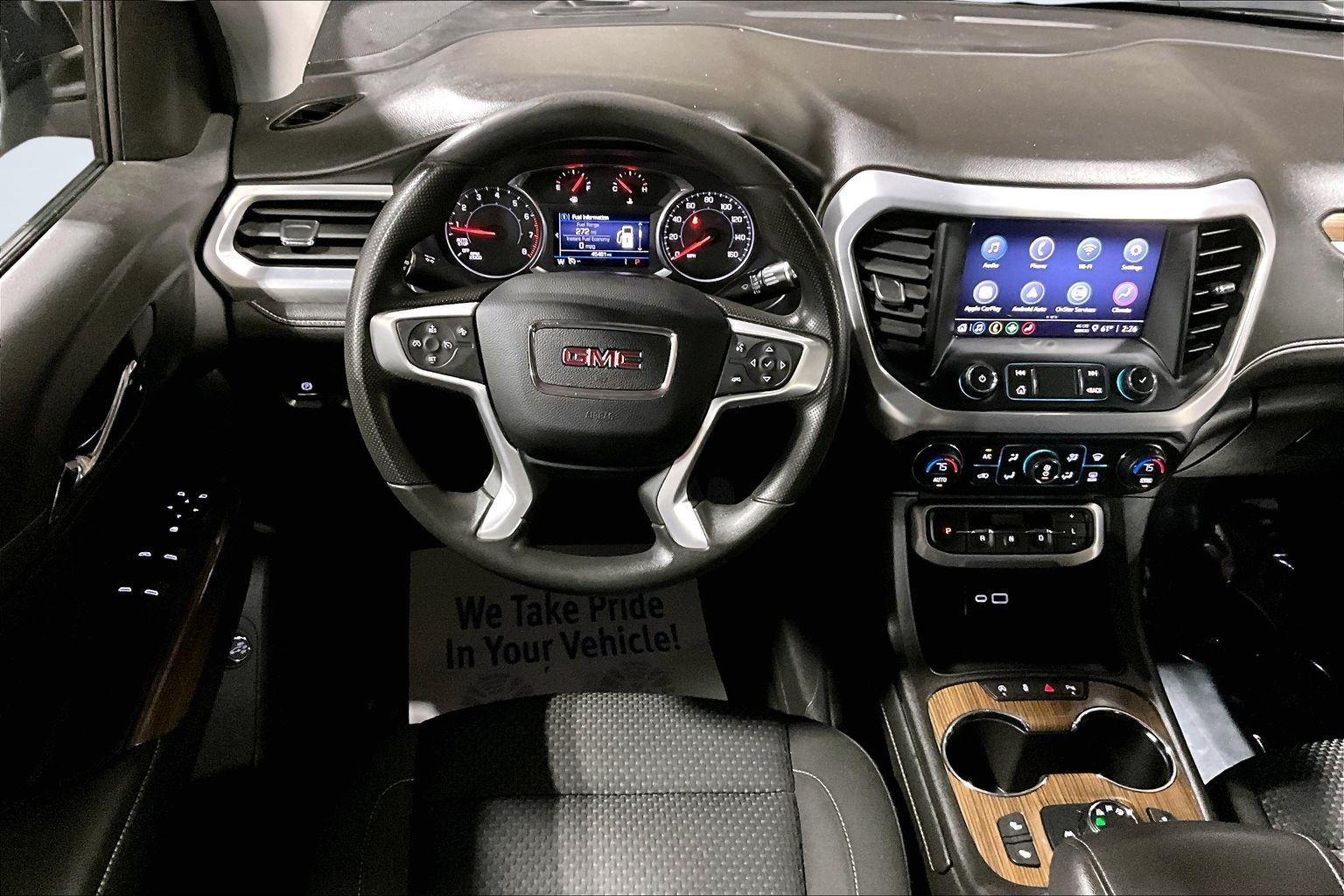 2022 Gmc Acadia SLE photo 2