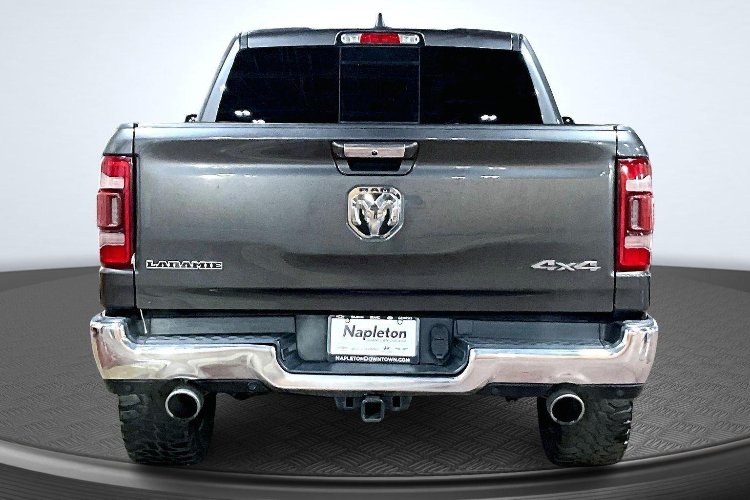 2022 Ram 1500 Laramie photo 3