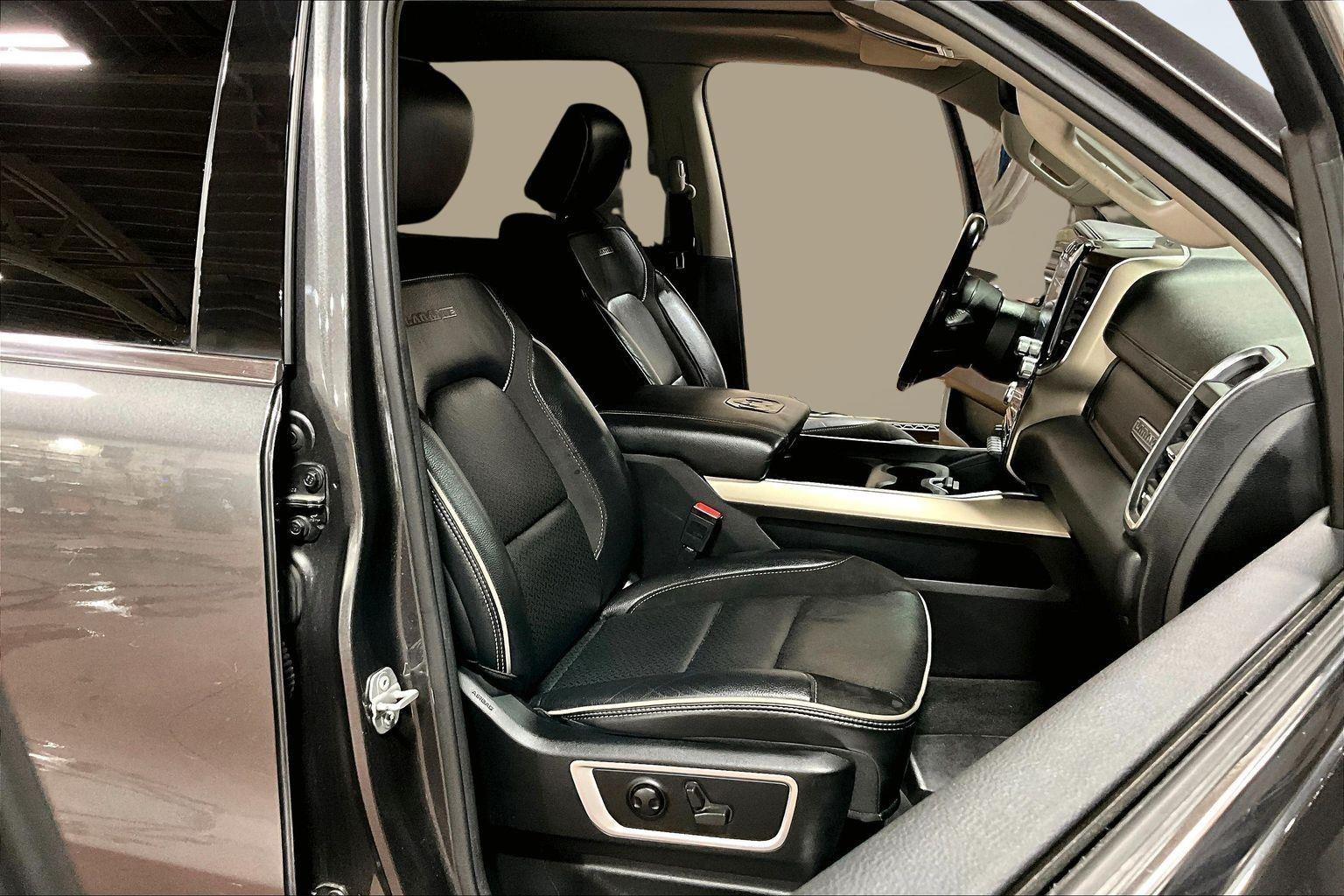 2022 Ram 1500 Laramie photo 4