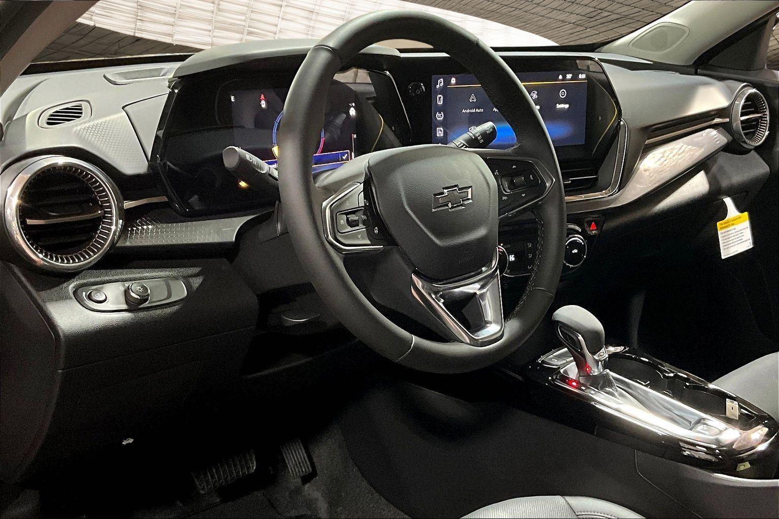 2026 Chevrolet Trax Activ - Photo 8