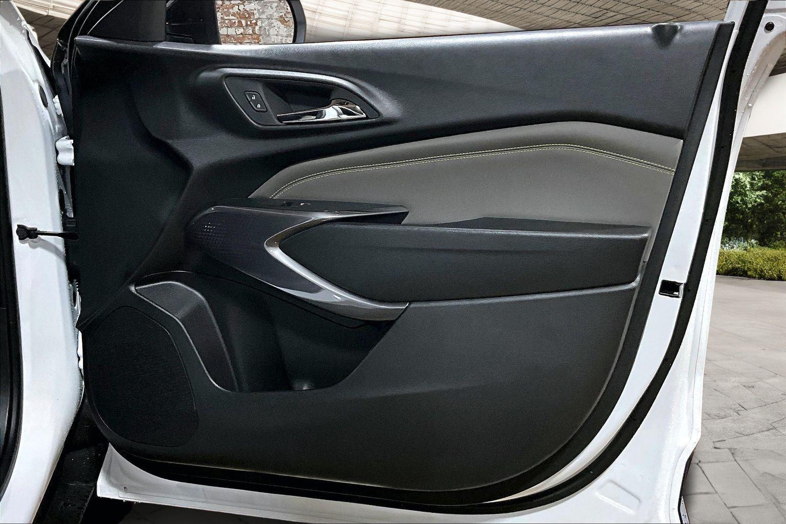 2026 Chevrolet Trax Activ - Photo 13