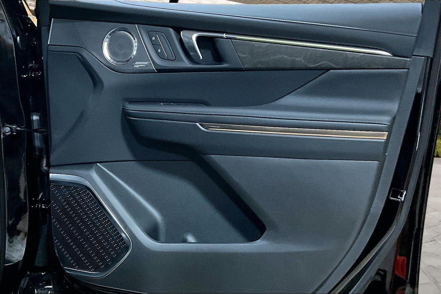 2026 Buick Enclave Avenir - Photo 13