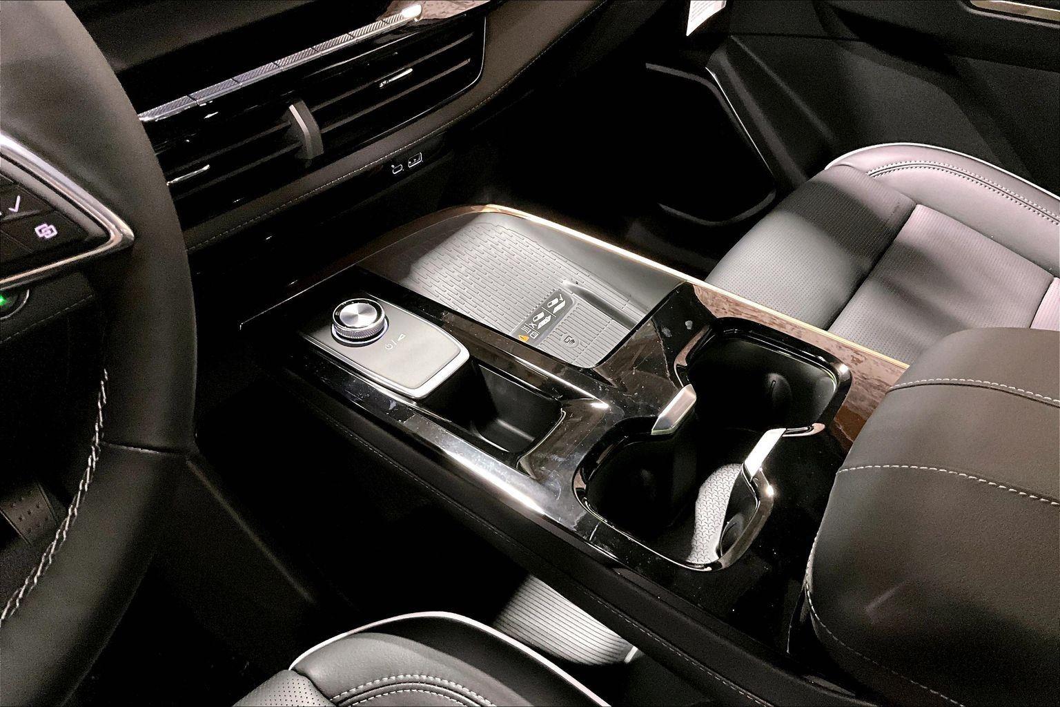 2026 Buick Enclave Avenir - Photo 28