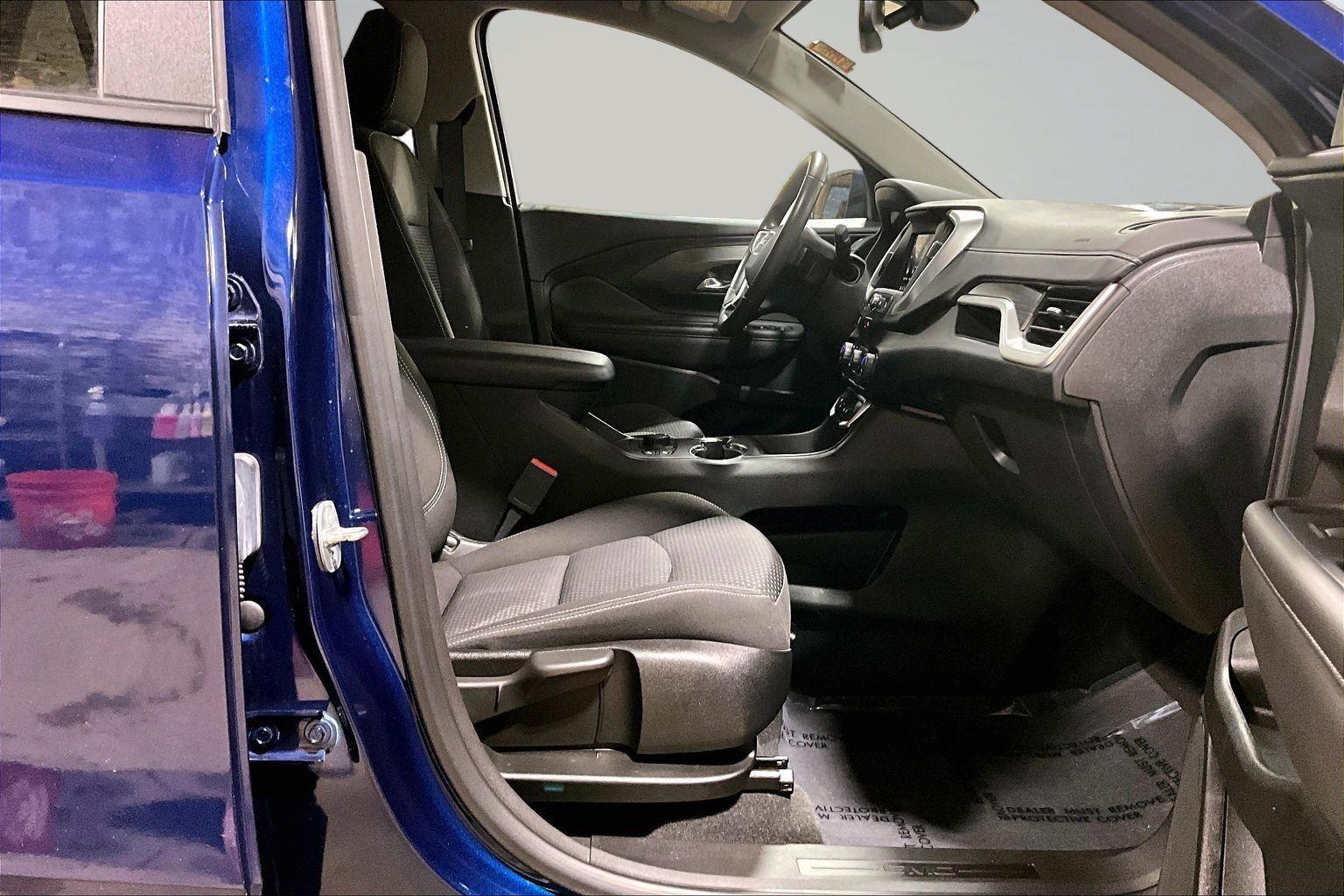 2023 GMC Terrain SLE - Photo 8