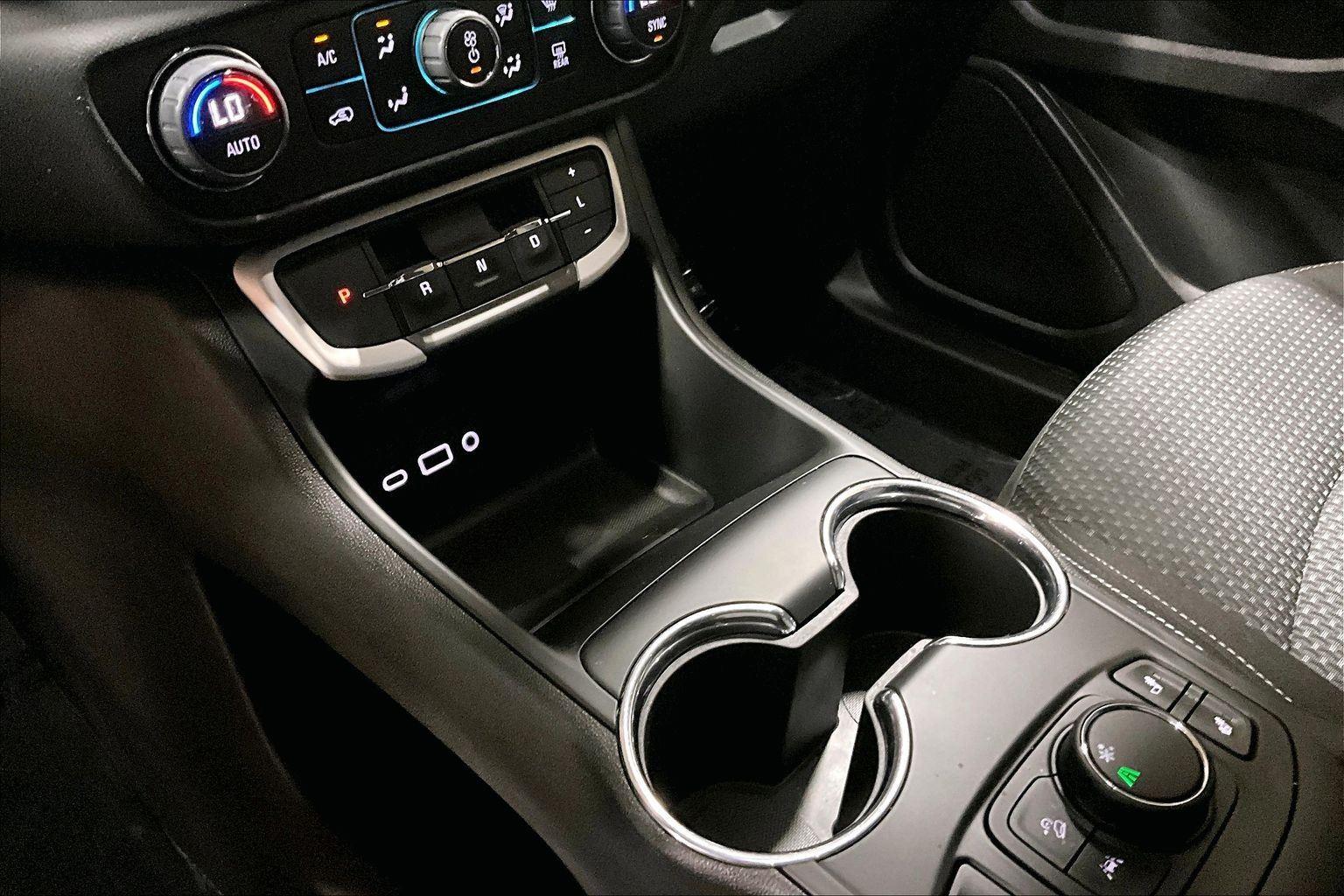 2023 GMC Terrain SLE - Photo 16