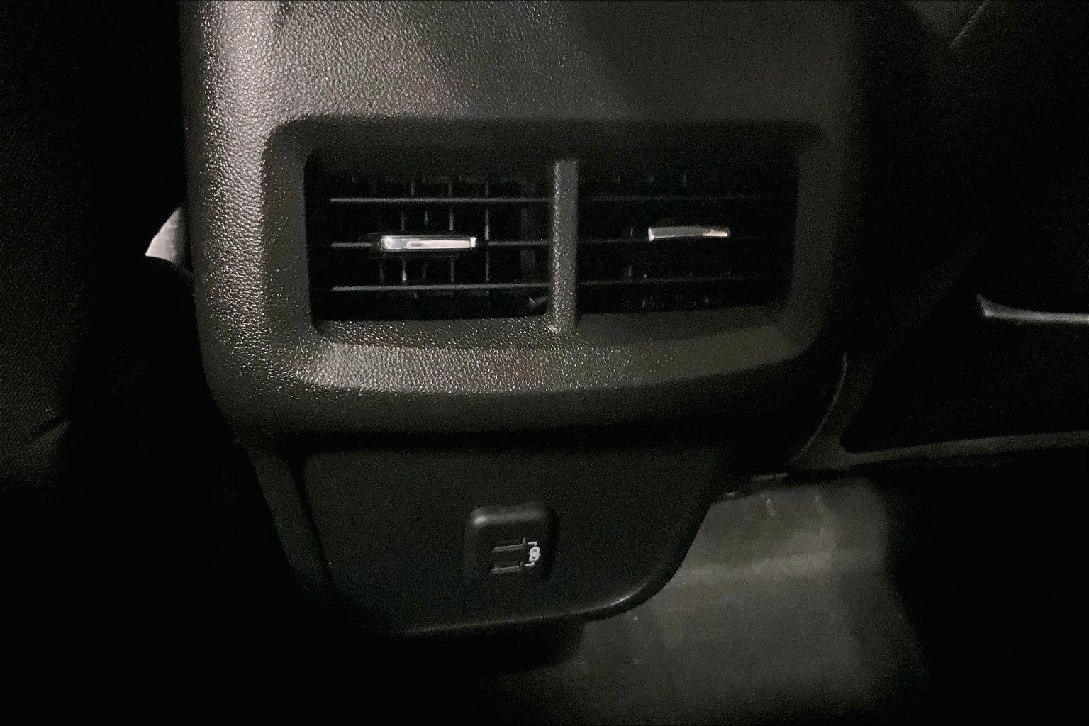 2023 GMC Terrain SLE - Photo 39