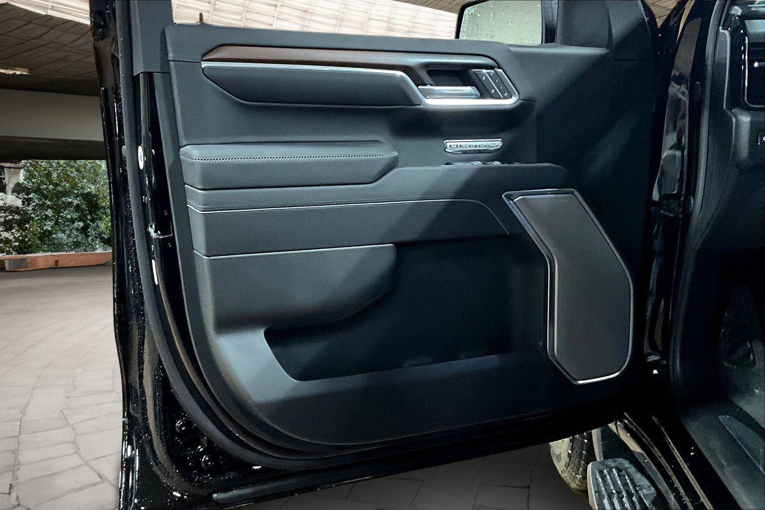 2026 GMC Sierra 1500 Denali - Photo 10