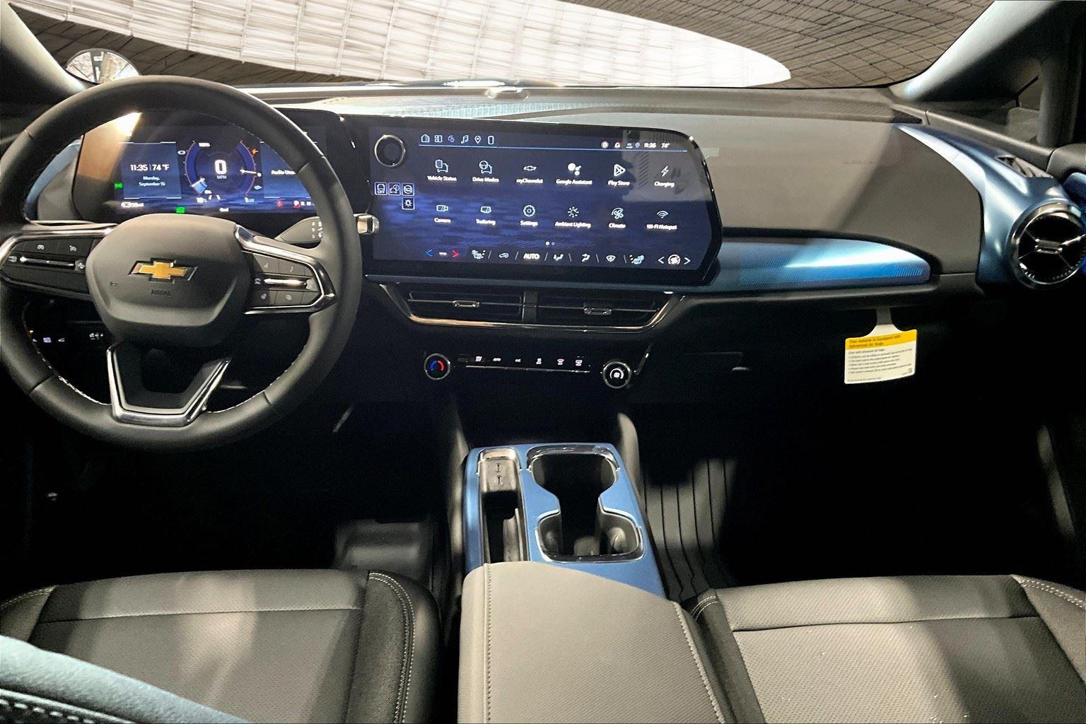2026 Chevrolet Equinox EV 2LT - Photo 6