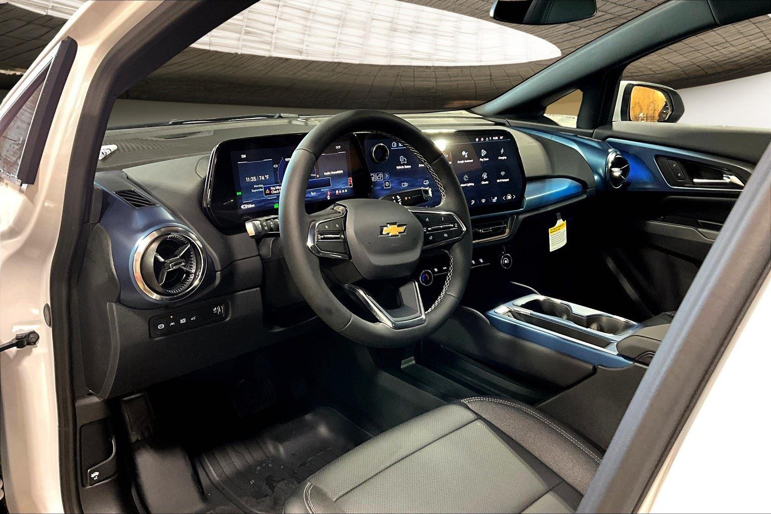 2026 Chevrolet Equinox EV 2LT - Photo 7