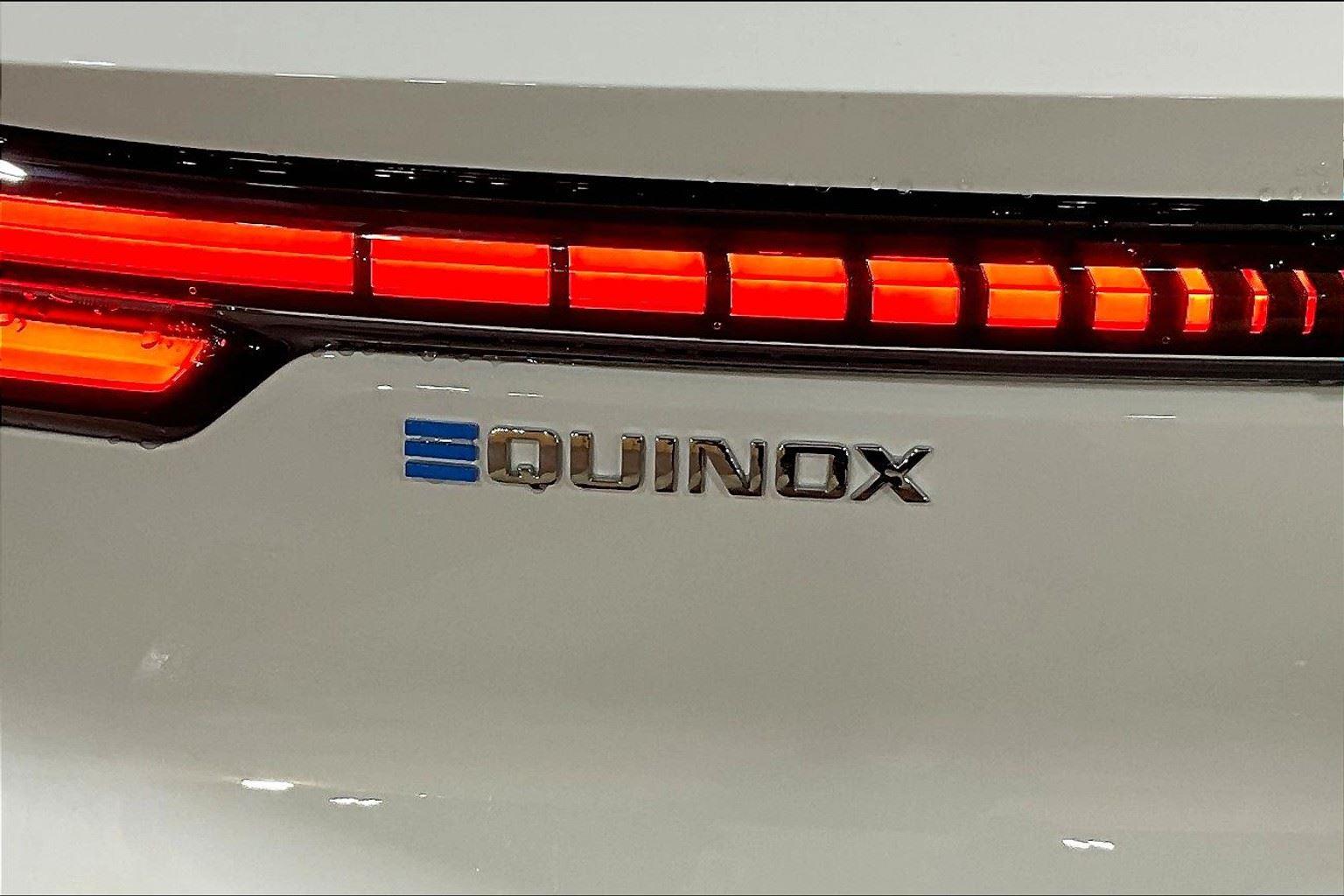 2026 Chevrolet Equinox EV 2LT - Photo 8