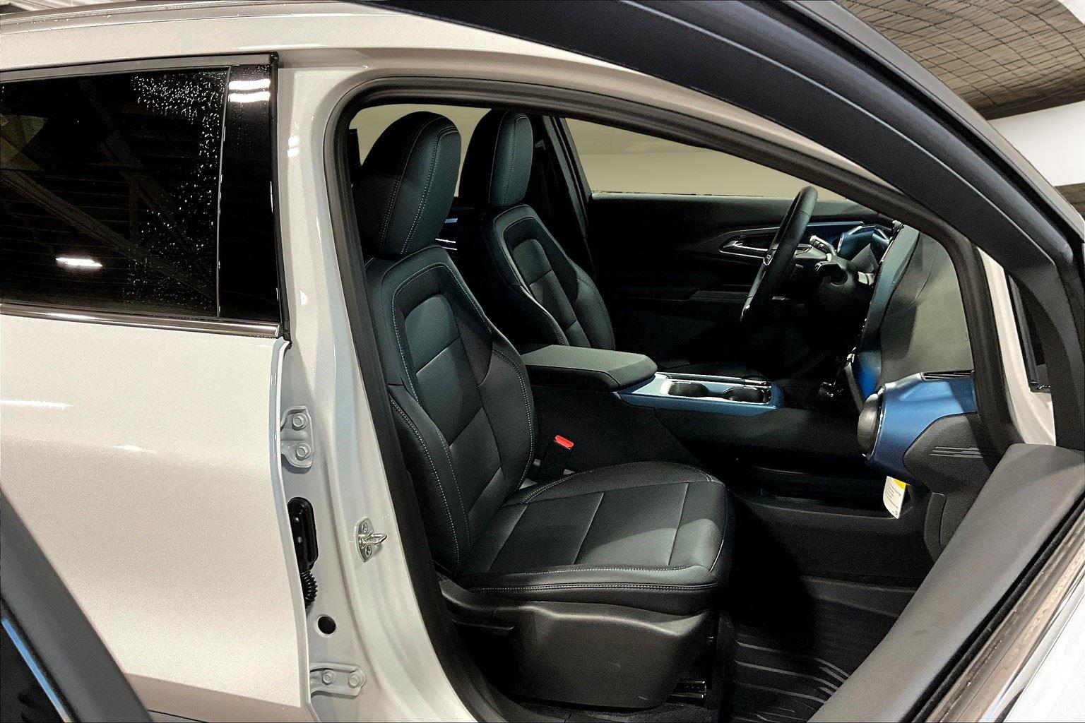 2026 Chevrolet Equinox EV 2LT - Photo 10