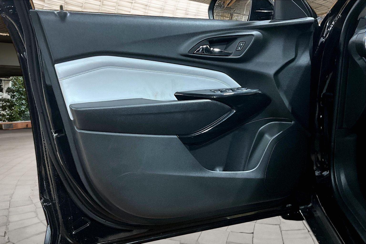 2026 Chevrolet Trax LT - Photo 9