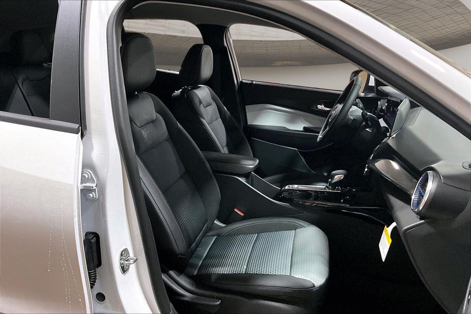 2026 Chevrolet Trax LT - Photo 12