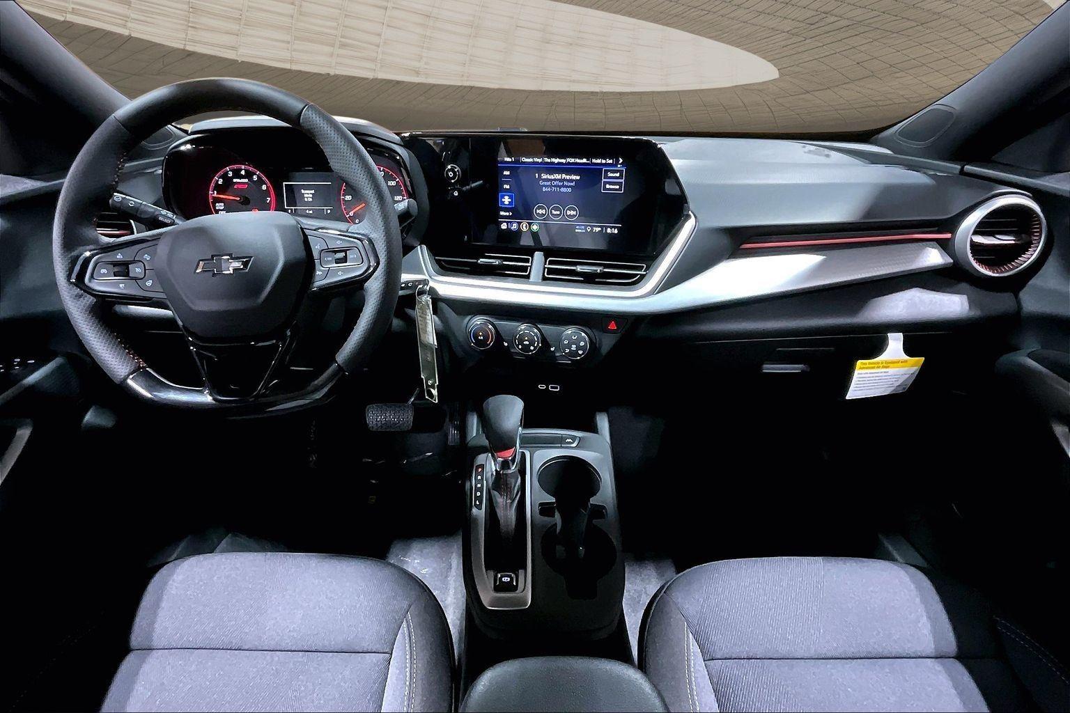 2026 Chevrolet Trax RS - Photo 6
