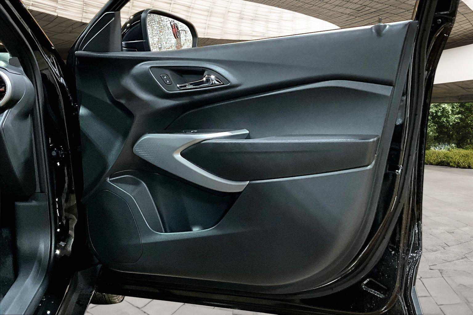 2026 Chevrolet Trax RS - Photo 13