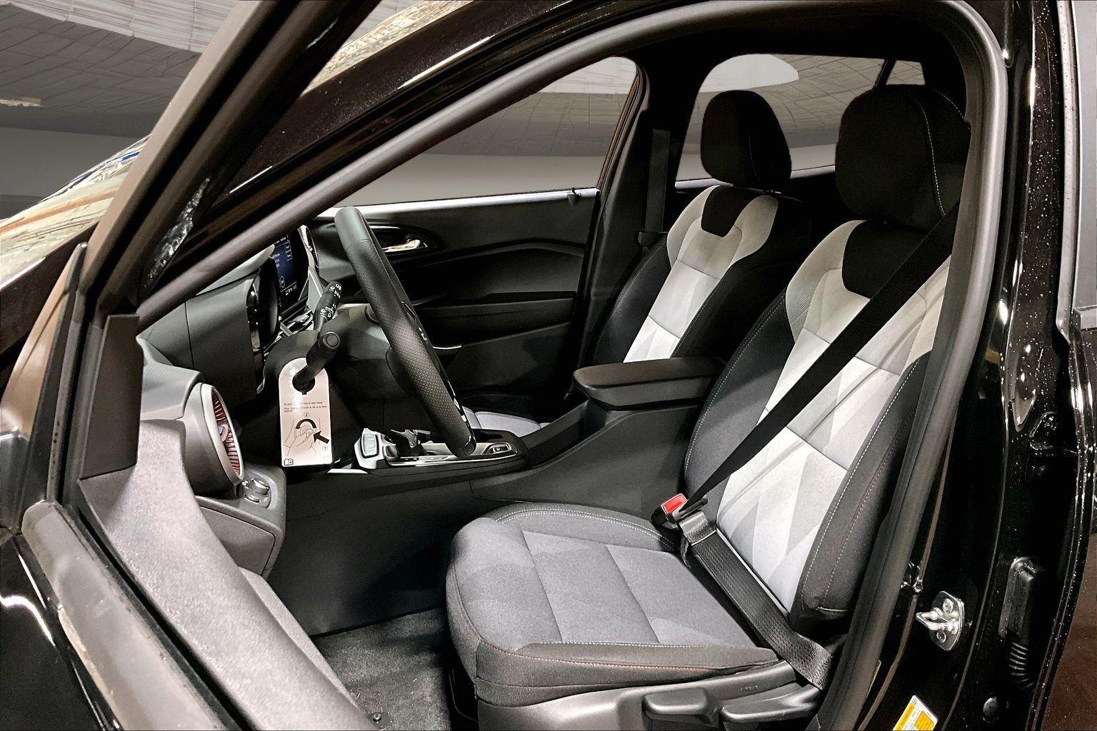 2026 Chevrolet Trax RS - Photo 30
