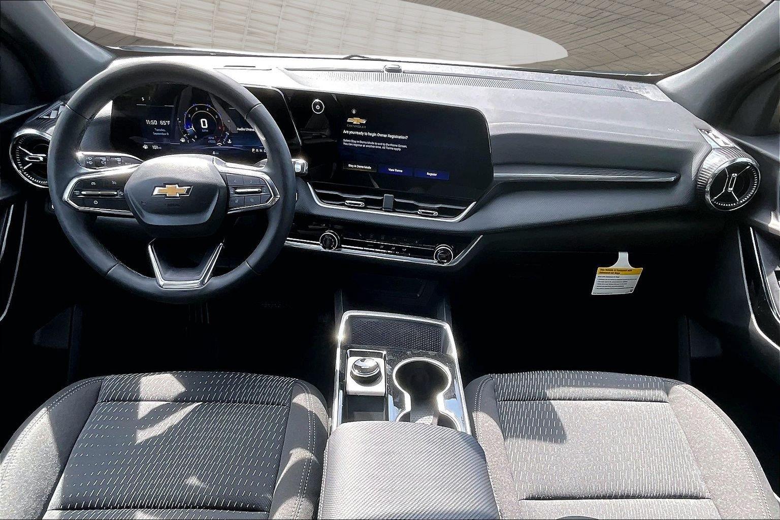 2026 Chevrolet Equinox LT - Photo 6