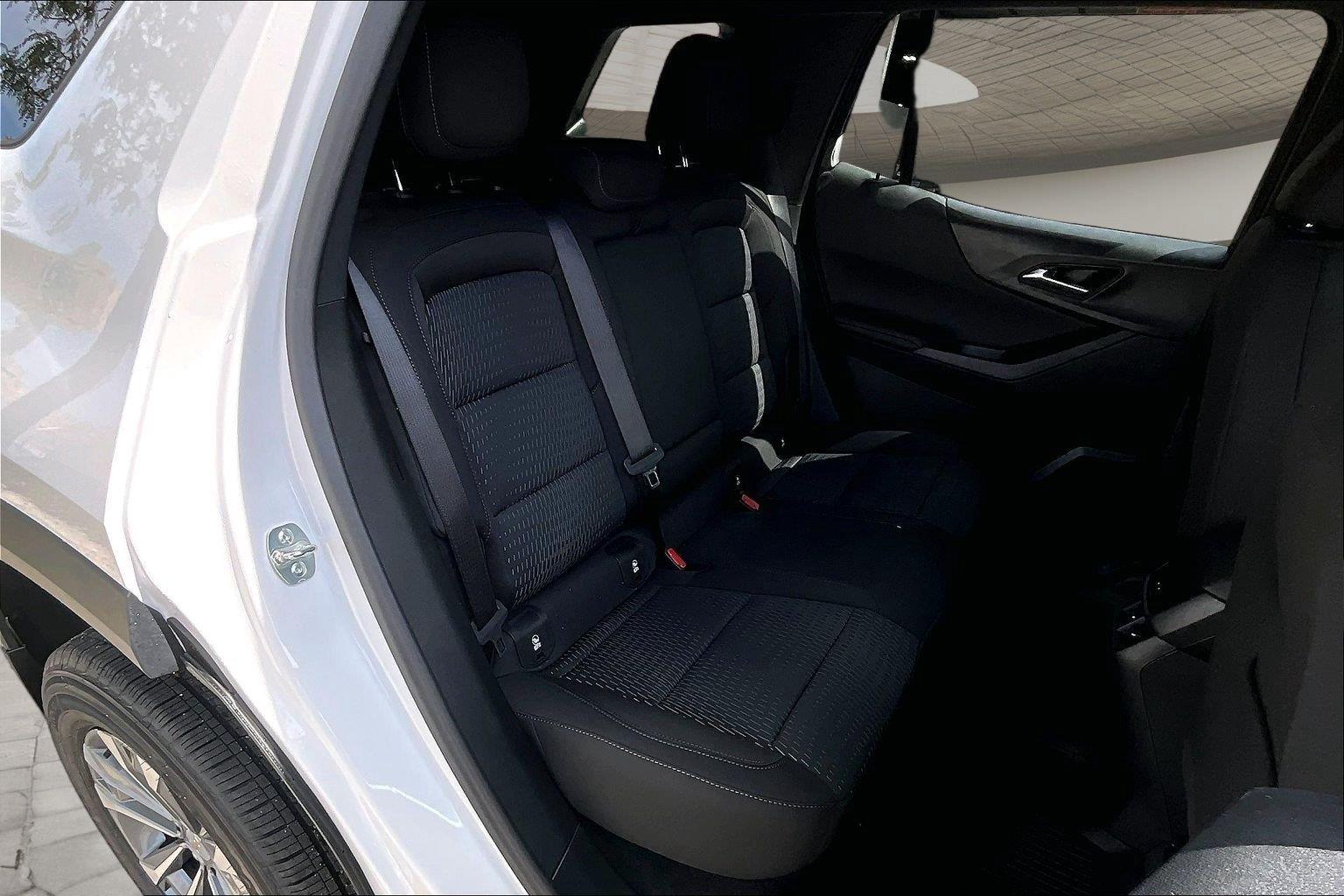 2026 Chevrolet Equinox LT - Photo 11