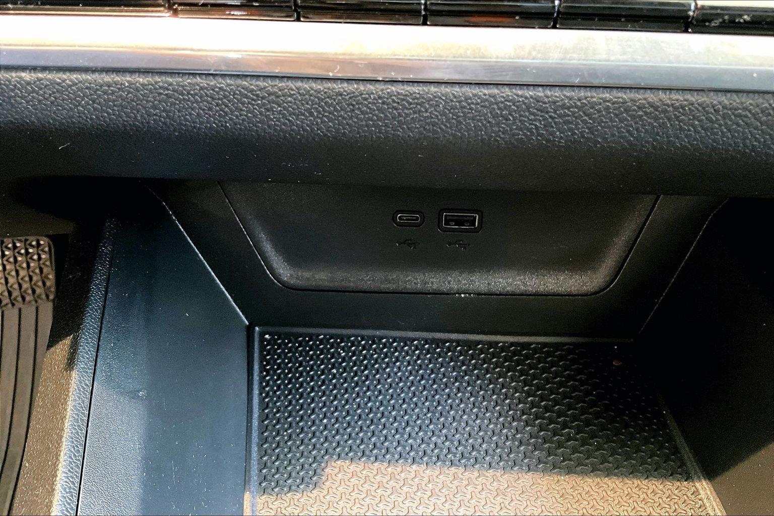 2026 Chevrolet Equinox LT - Photo 22