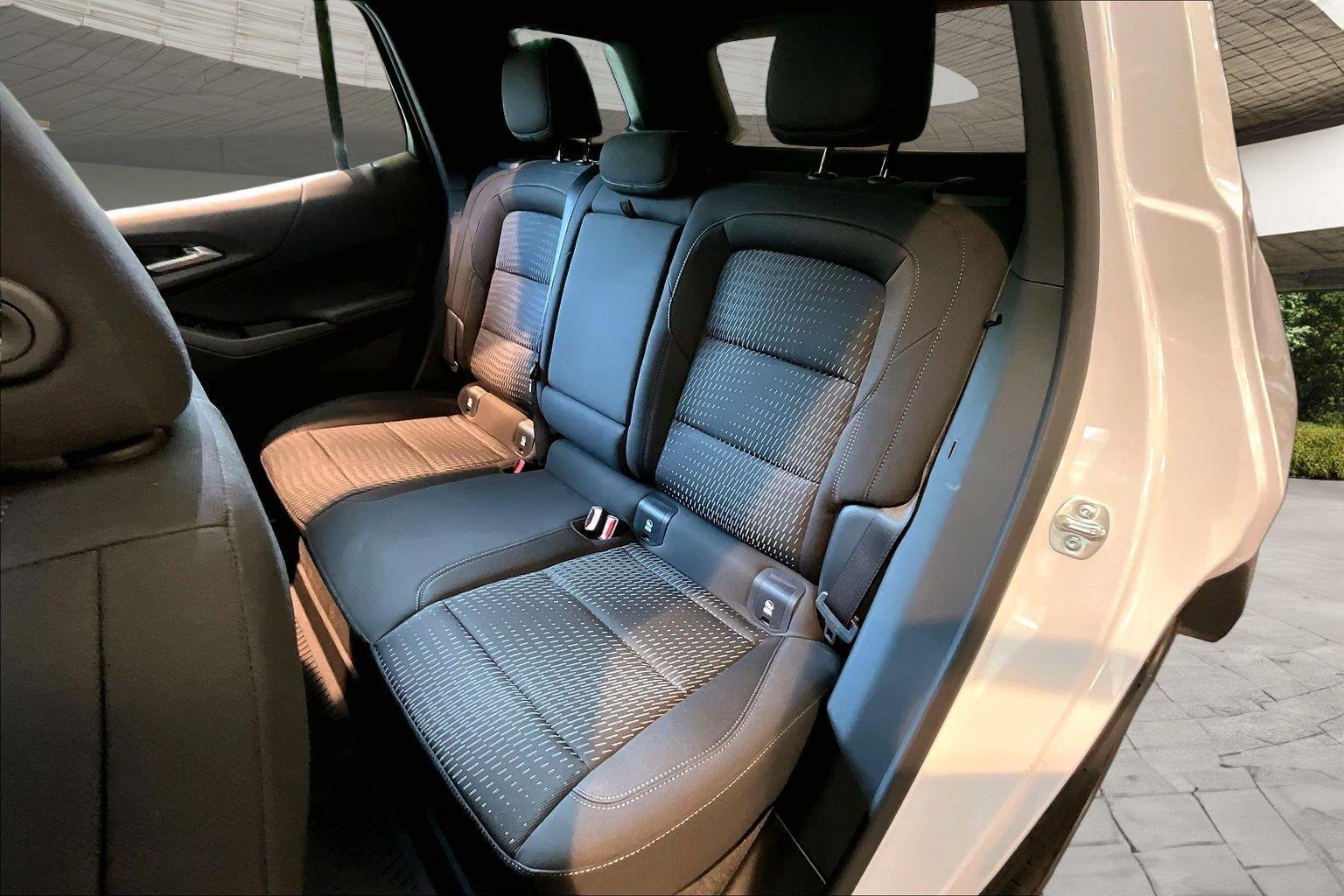 2026 Chevrolet Equinox LT - Photo 25