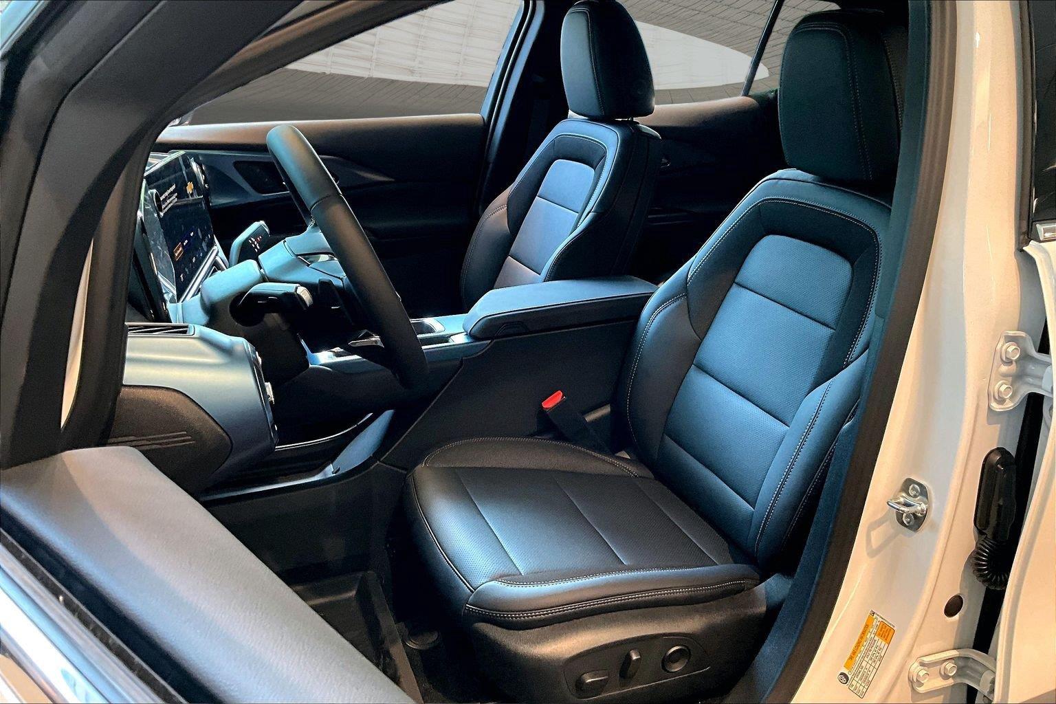2026 Chevrolet Equinox EV 2LT - Photo 26
