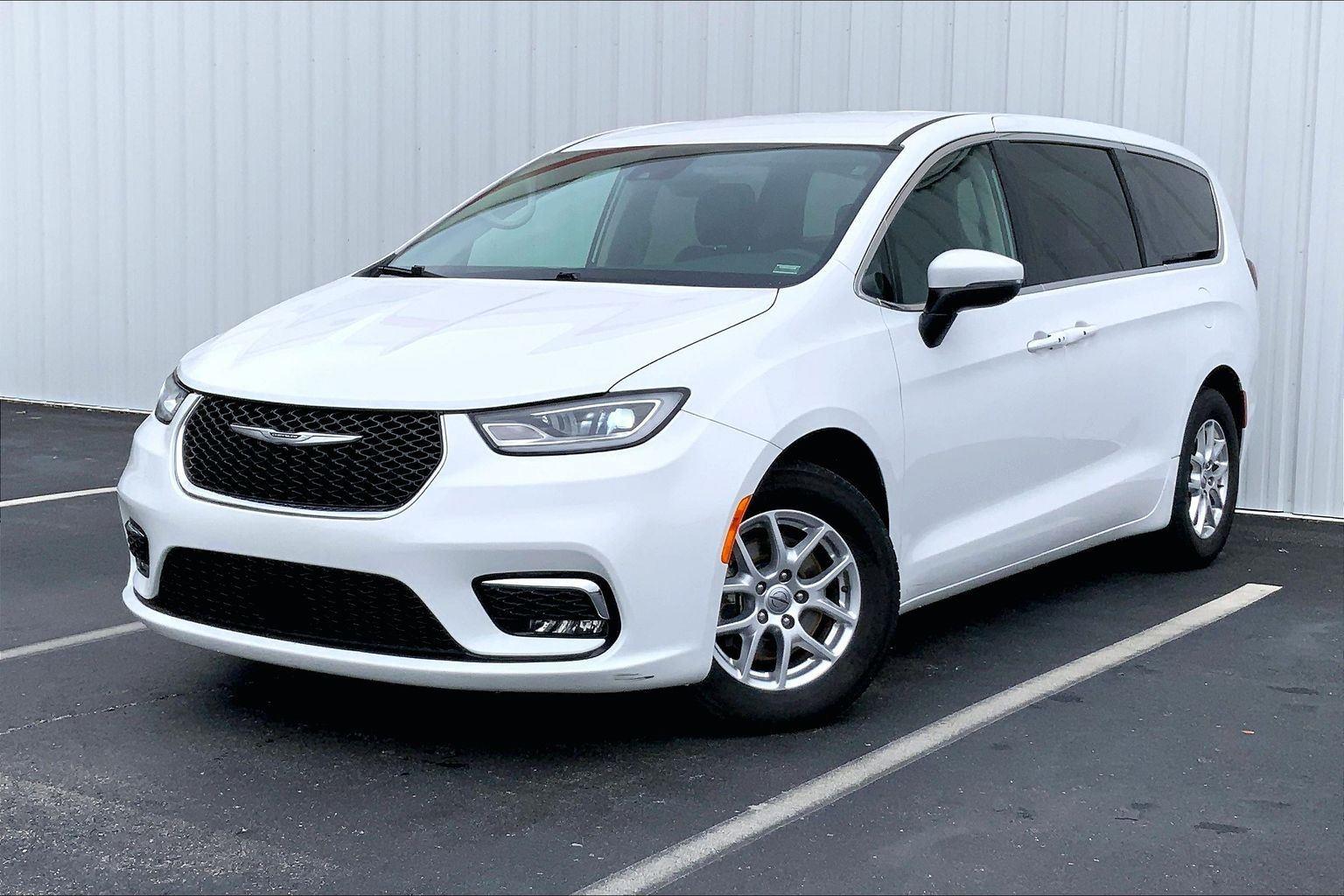 2023 Chrysler Pacifica Touring L FWD