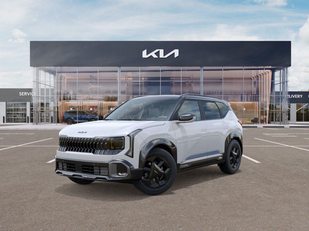 Snow White Pearl 2027 Kia Seltos SUV / Crossover All-Wheel Drive Continuously Variable Transmission