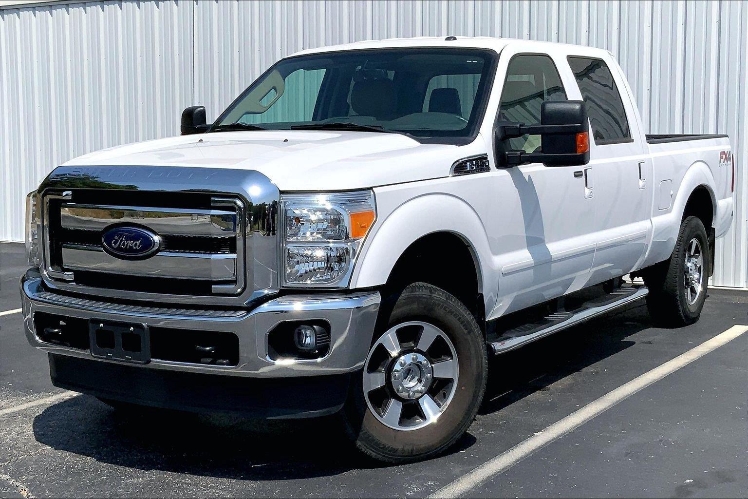 2015 Ford F-250 Super Duty Lariat Crew Cab 4WD