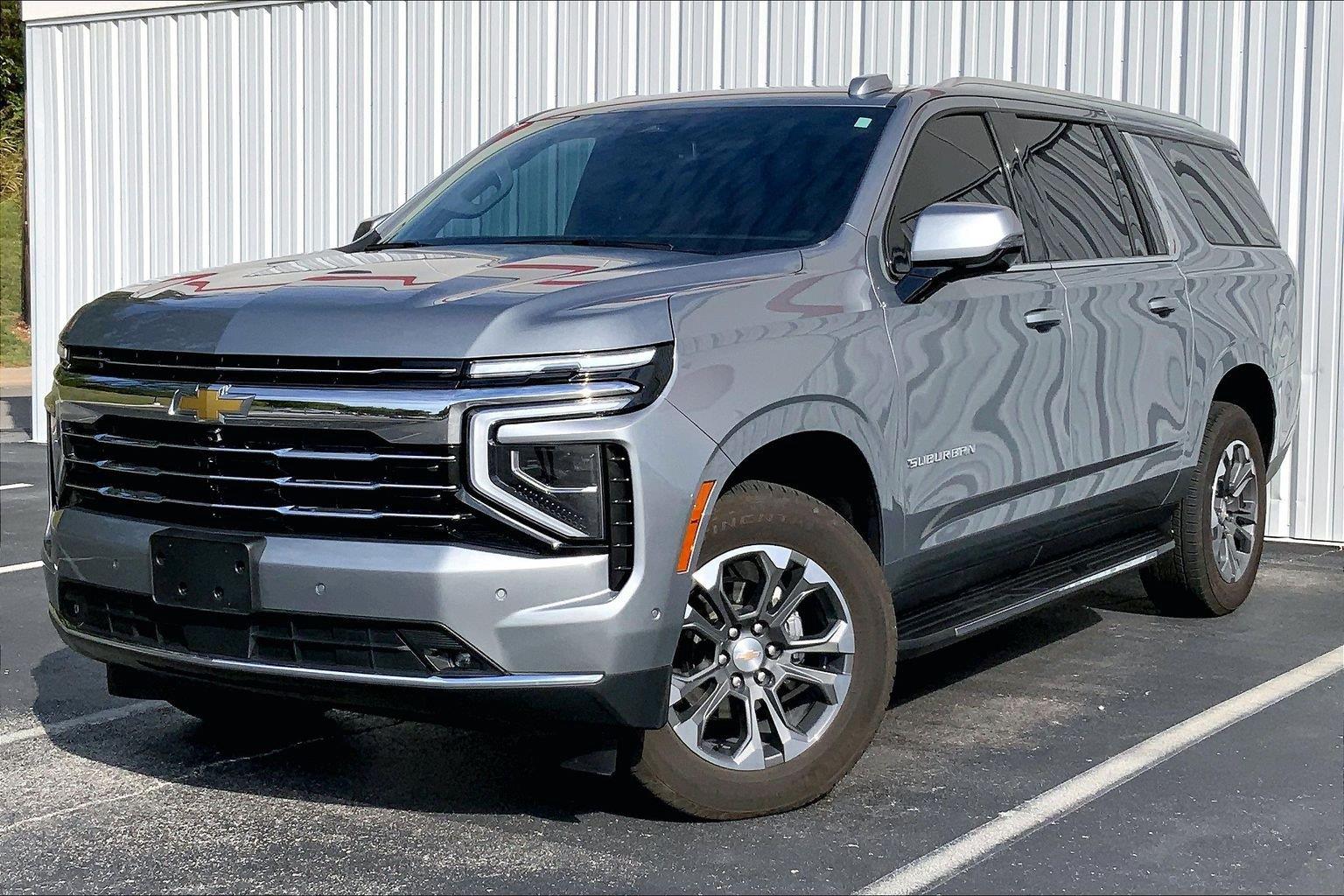 Sterling Gray Metallic 2026 Chevrolet Suburban SUV / Crossover Four-Wheel Drive Automatic