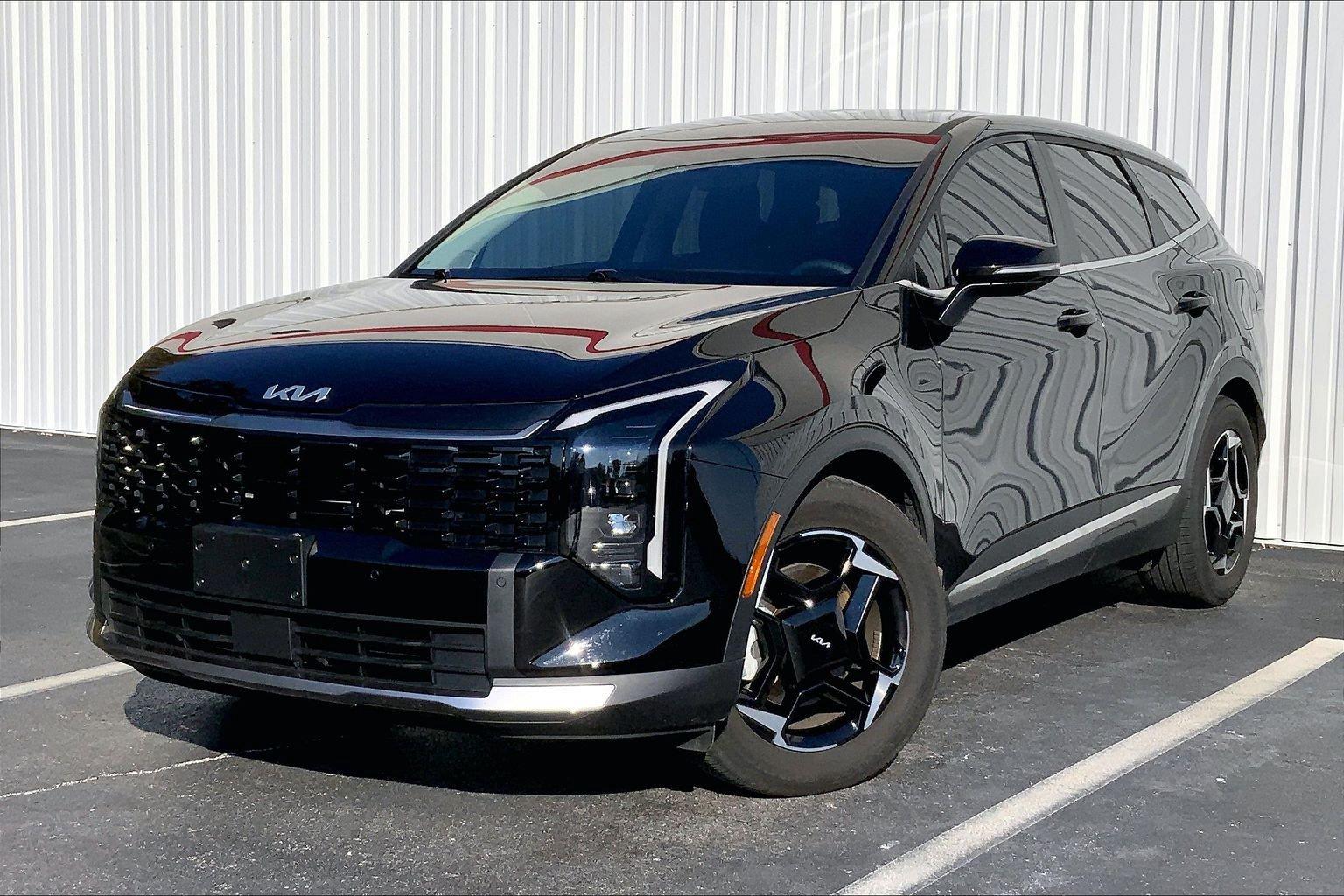EBONY BLACK 2026 Kia Sportage SUV / Crossover Front-Wheel Drive