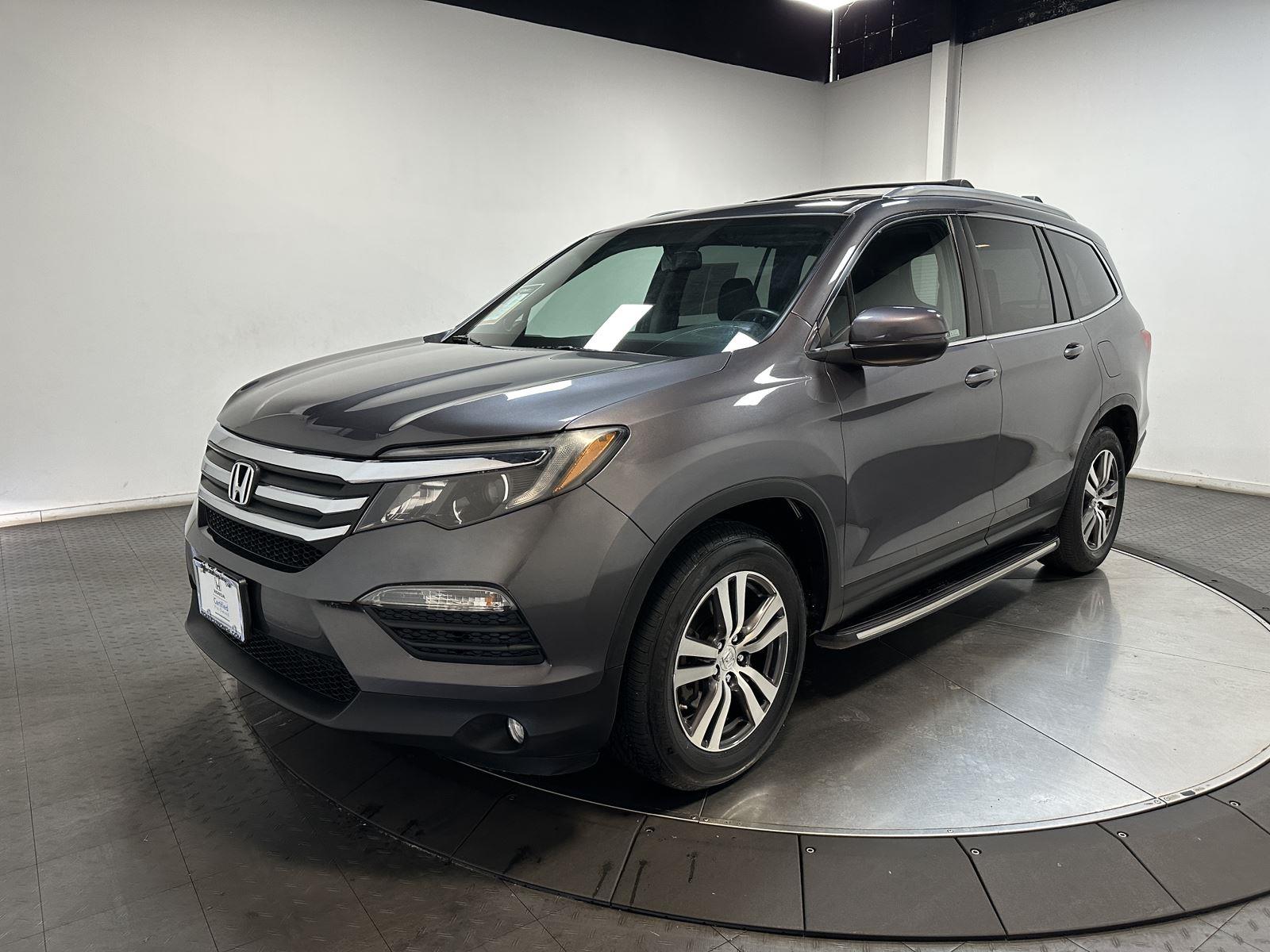 Gray (Modern Steel Metallic) 2018 Honda Pilot EX-L AWD SUV / Crossover All-Wheel Drive Automatic