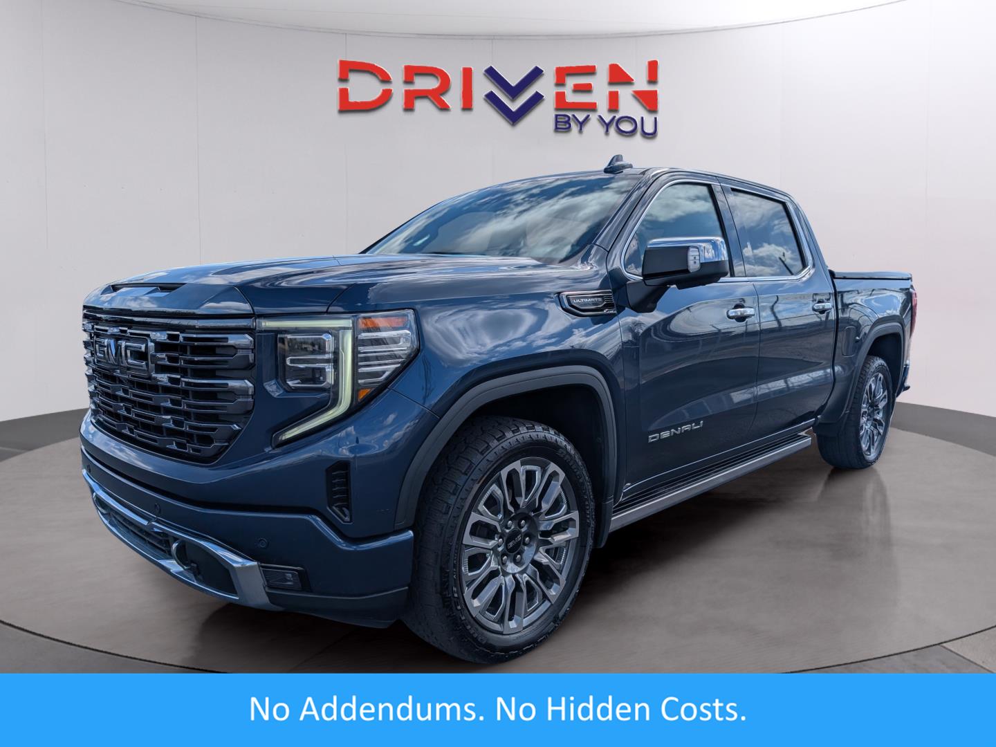 2023 GMC Sierra 1500 Denali Ultimate Crew Cab 4WD
