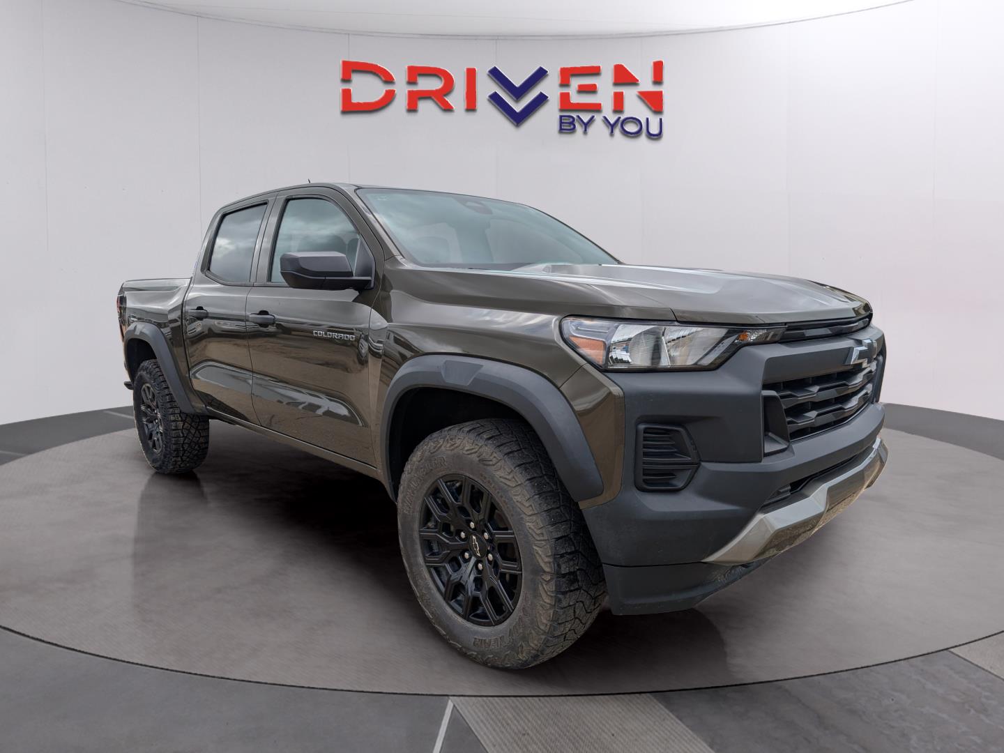 View vehicle photo 7