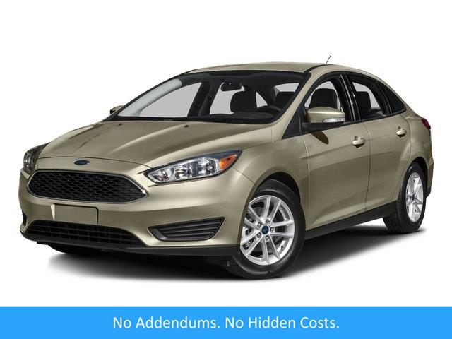 Tectonic 2016 Ford Focus SE Sedan Front-Wheel Drive 6-Speed Automatic