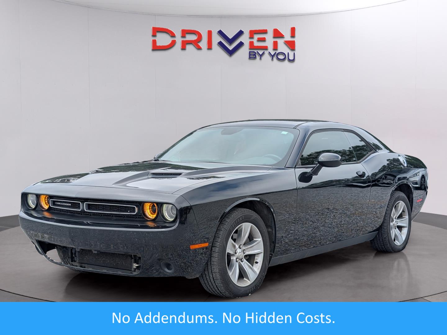 Pitch Black Clearcoat 2016 Dodge Challenger SXT RWD Coupe Rear-Wheel Drive 8-Speed Automatic