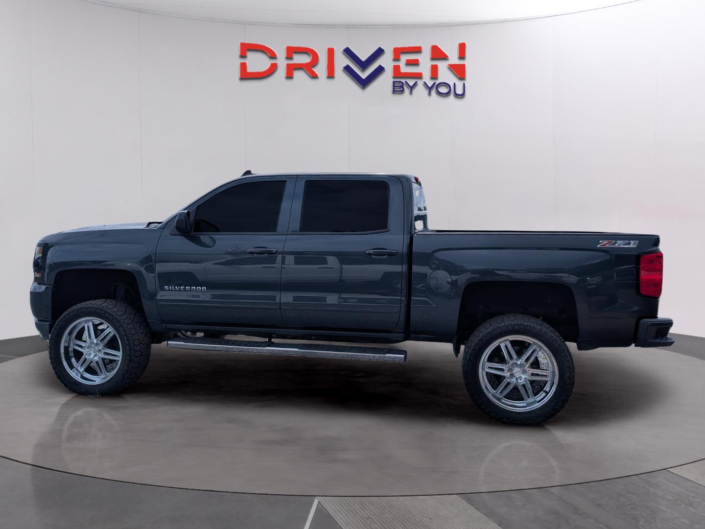 View vehicle photo 2