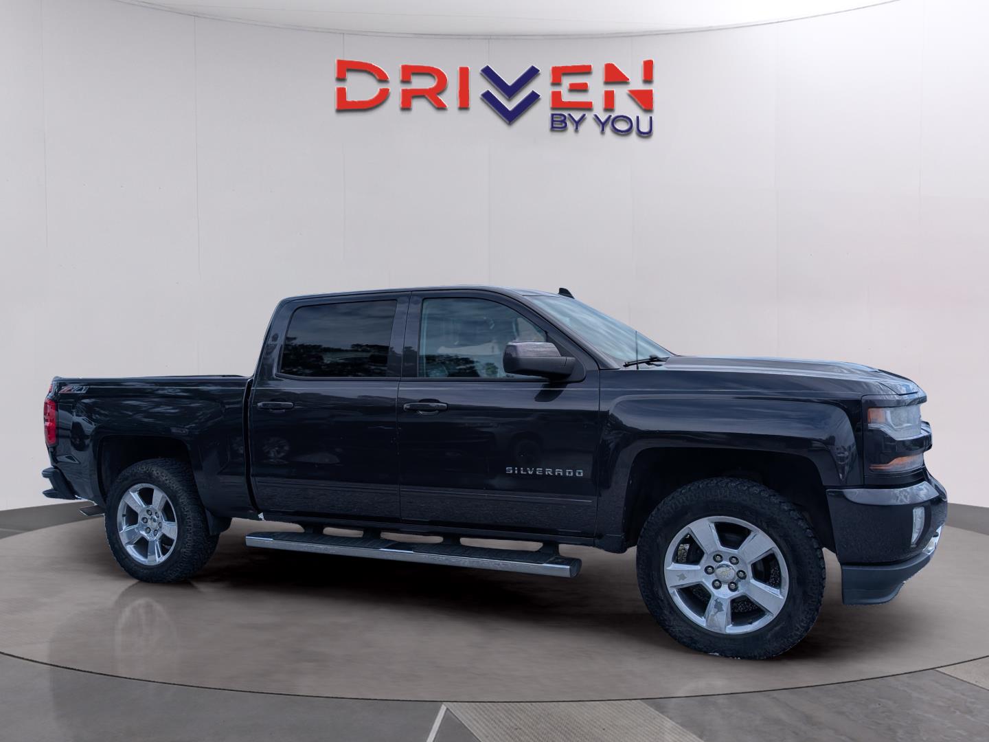 View vehicle photo 6